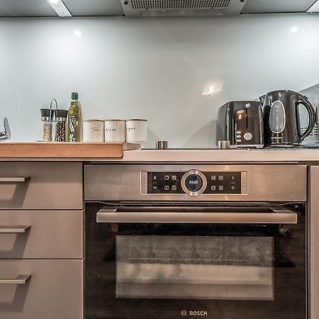 Spacious & Cosy Studio Flat In The Heart Of Edinburgh City Centre Екстериор снимка